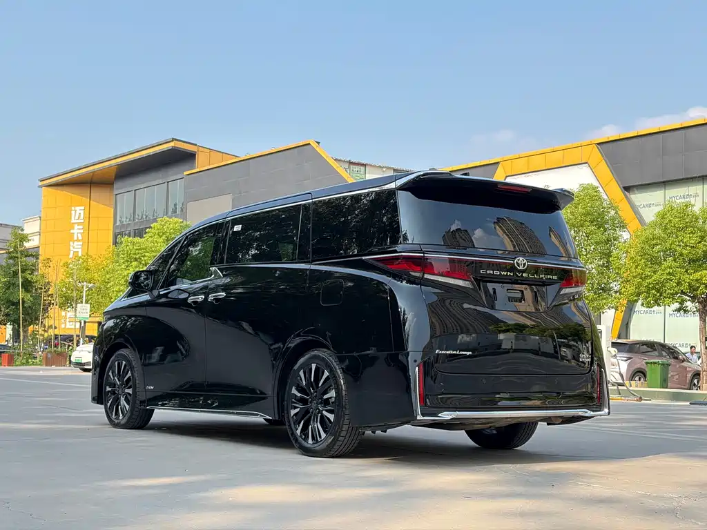 Toyota Vellfire 2025 — фото 21