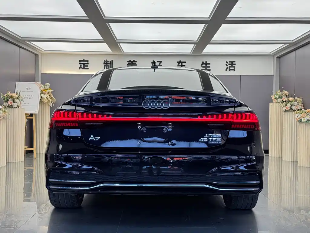Audi A7L 2024 — фото 14