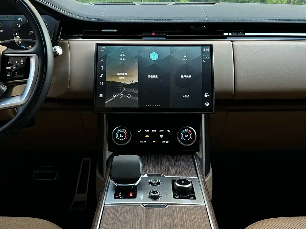 Land Rover Range Rover 2022 — фото 15
