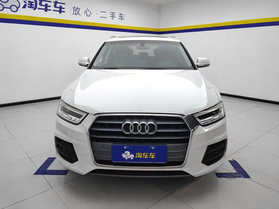 Audi Q3 2018 — фото 2