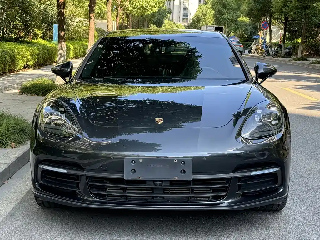 Porsche Panamera 2019 — фото 2