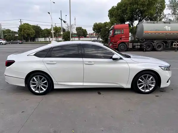 Honda Accord 2022