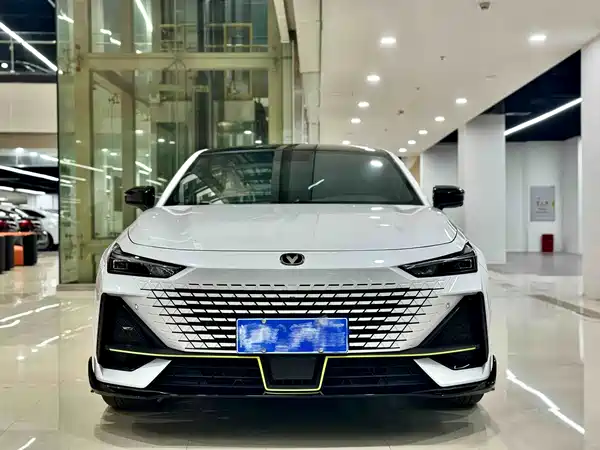 Changan UNI-V 2022