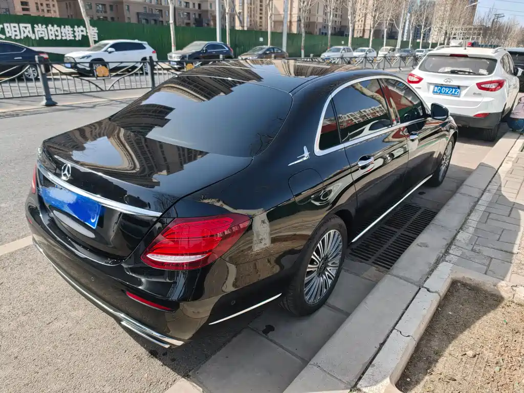 Mercedes-Benz E-Class 2020 — фото 5