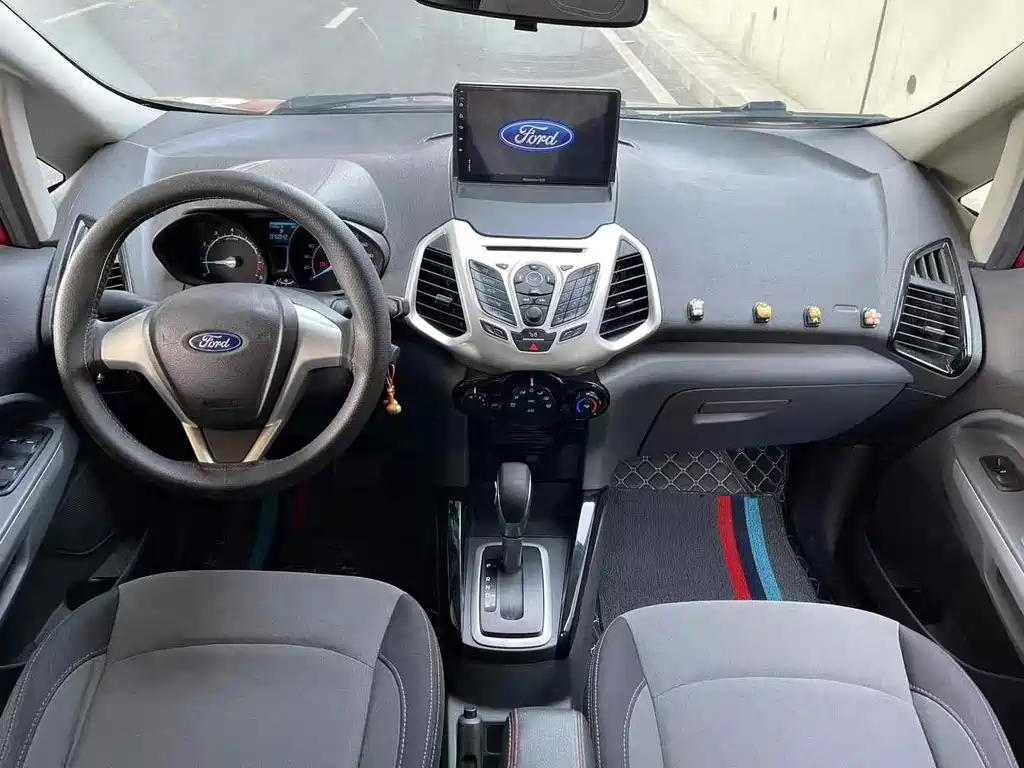 Ford Ecosport 2015 — фото 9