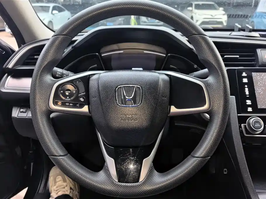 Honda Civic 2019 — фото 15