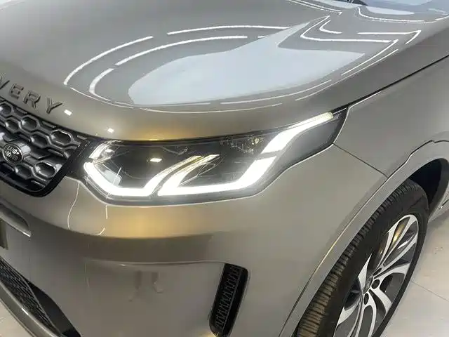Land Rover Discovery Sport 2021 — фото 16