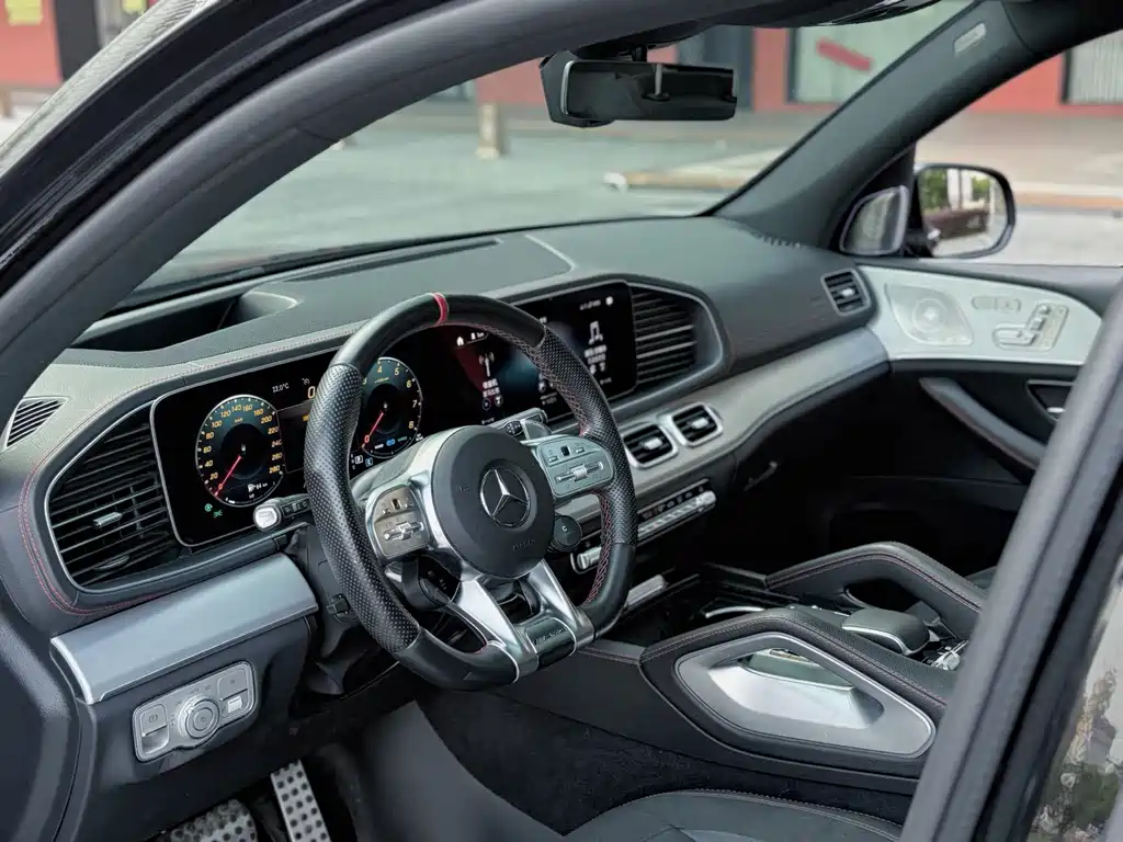 Mercedes-Benz GLE AMG 2023 — фото 6