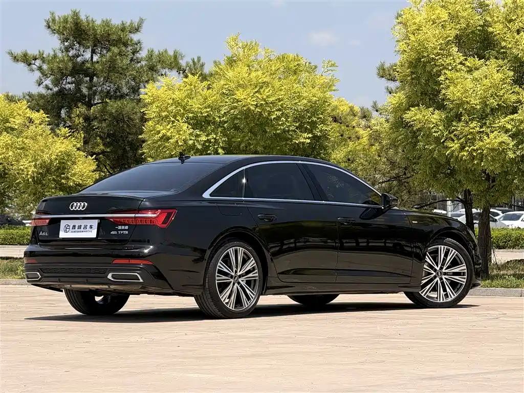 Audi A6L 2022 — фото 26