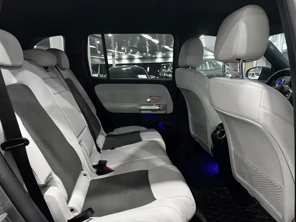 Mercedes-Benz EQB 2023 — фото 16