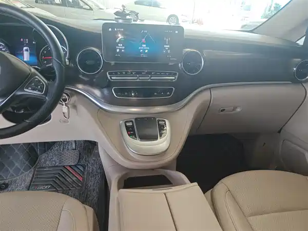Mercedes-Benz V-Class 2020