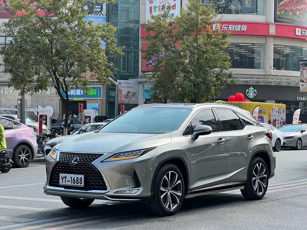Lexus RX 2020 — фото 1