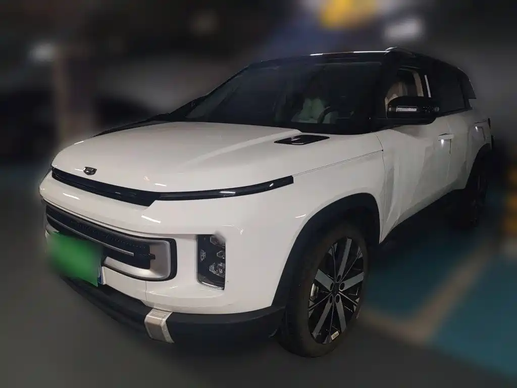 Geely ICON 2023