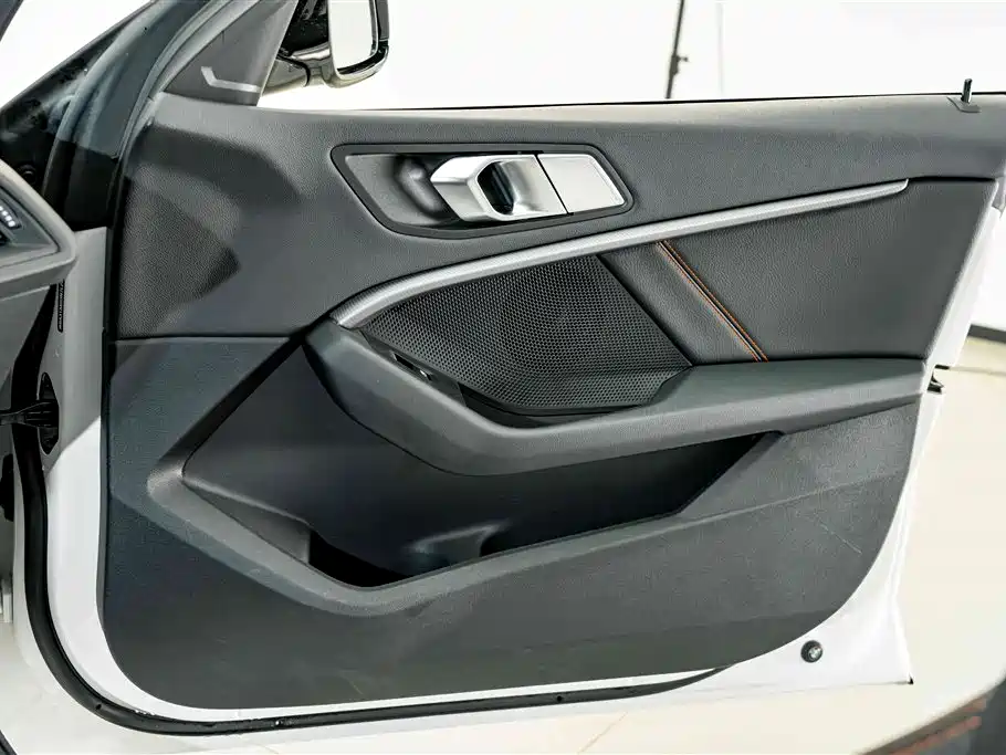 BMW 2 Series 2022 — фото 15