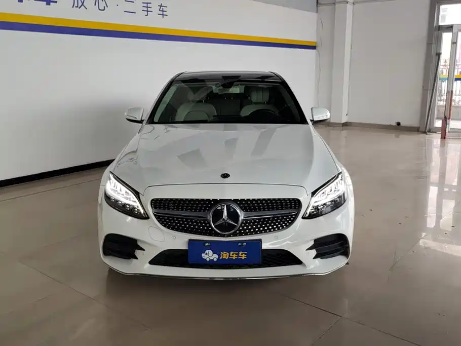 Mercedes-Benz C-Class 2019 — фото 2