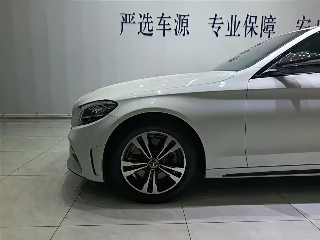 Mercedes-Benz C-Class 2019 — фото 10