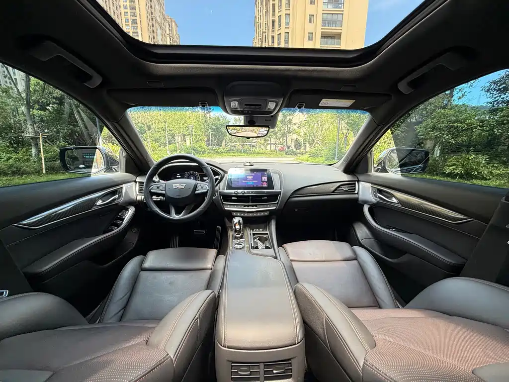 Cadillac CT5 2021 — фото 16