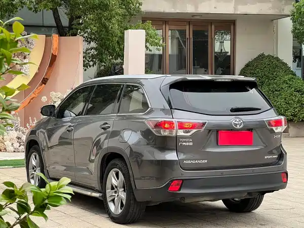 Toyota Highlander 2017