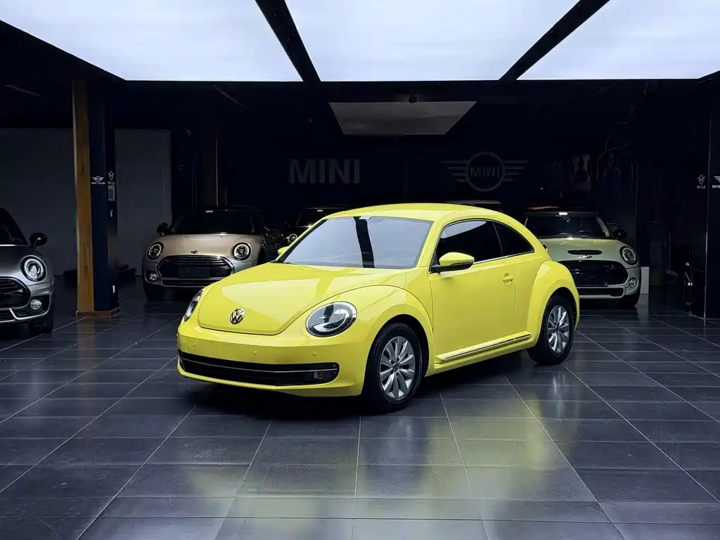 Volkswagen Beetle 2015 — фото 4