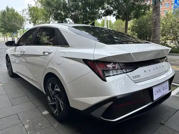 Hyundai Elantra 2023