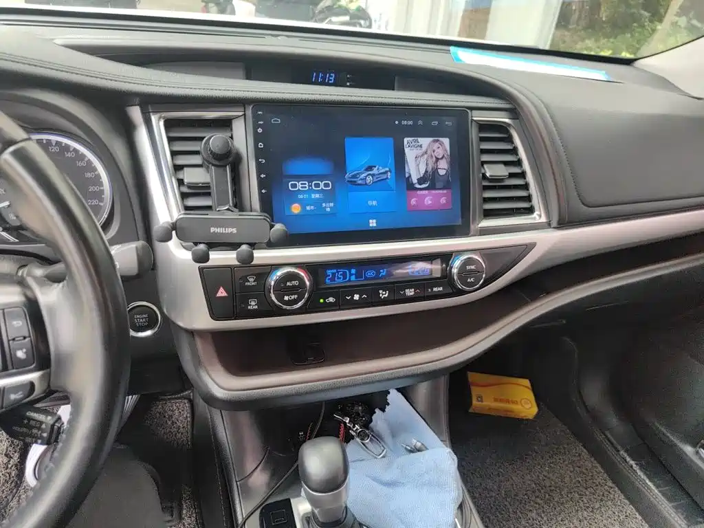 Toyota Highlander 2018 — фото 14