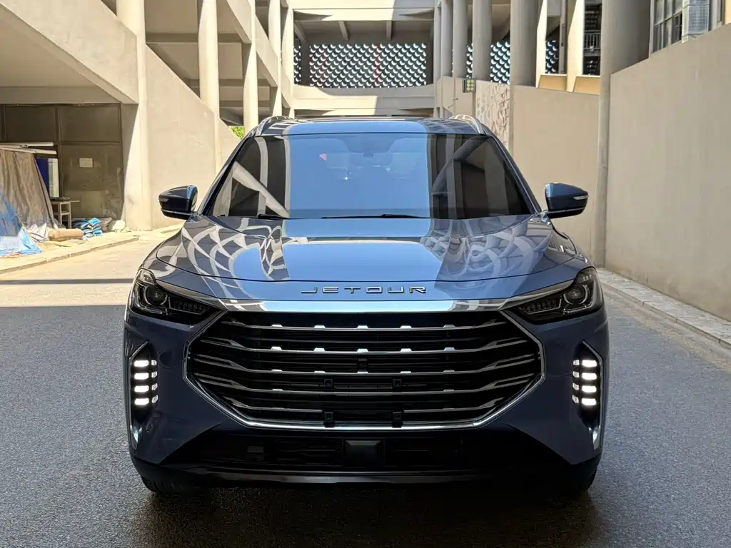 Jetour X70 PLUS 2023 — фото 2