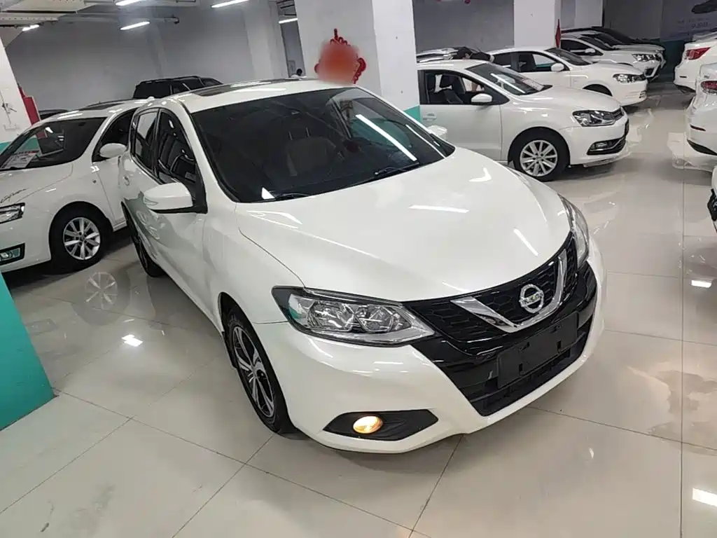 Nissan Tiida 2016