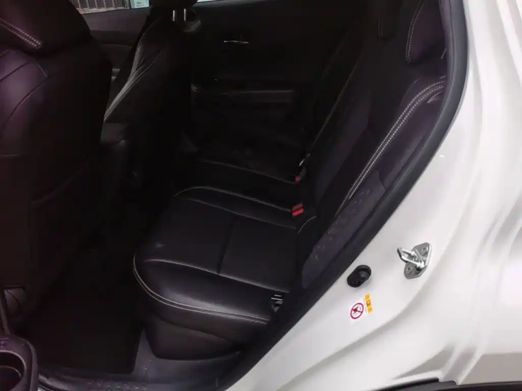 Toyota IZOA 2019 — фото 17