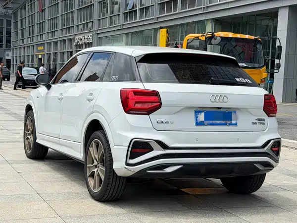 Audi Q2L 2022