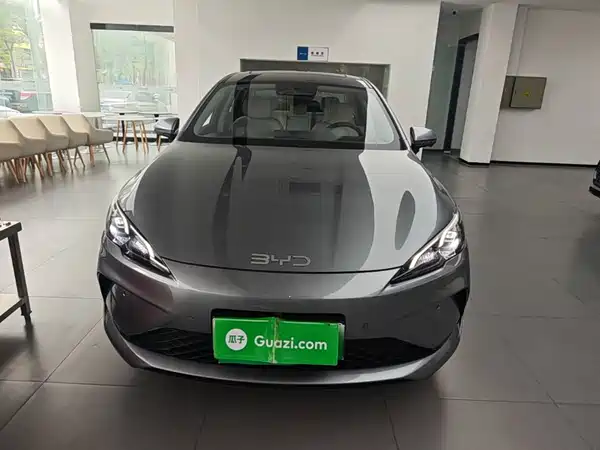 BYD Seal 05 DM-i 2025