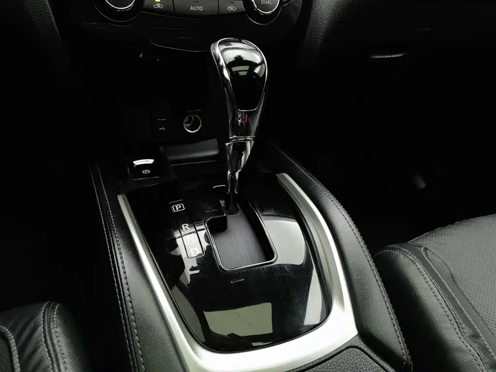 Nissan X-Trail 2020 — фото 13