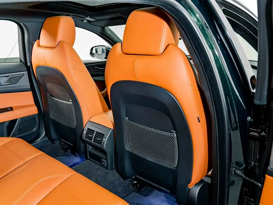 Jaguar XEL 2025 — фото 19