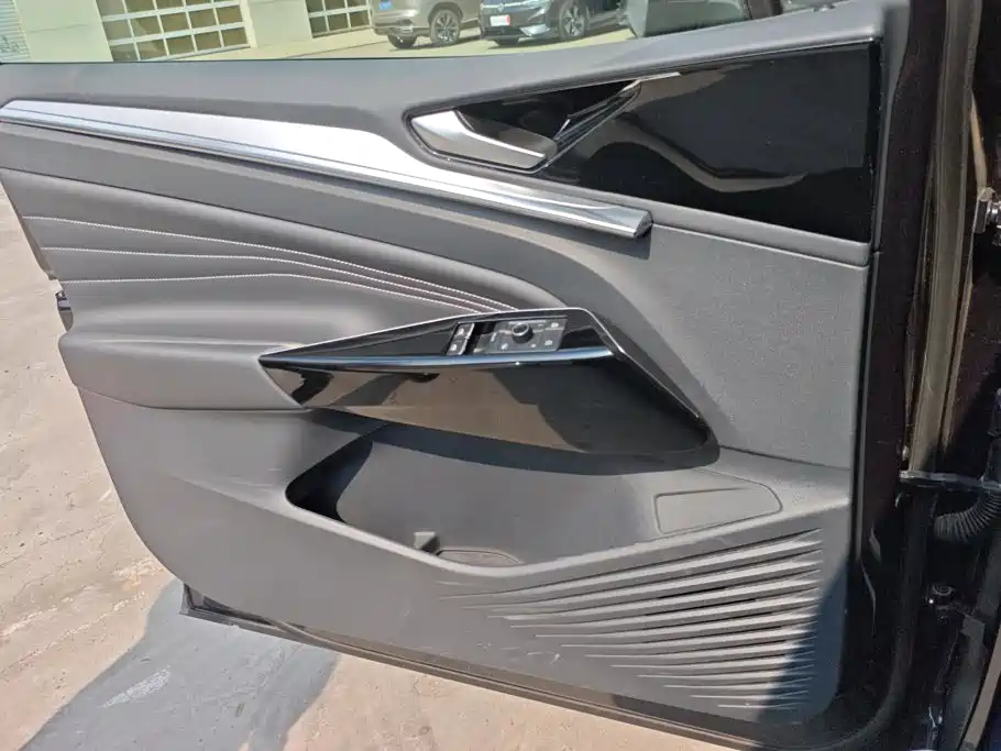 Volkswagen ID 4 CROZZ 2025