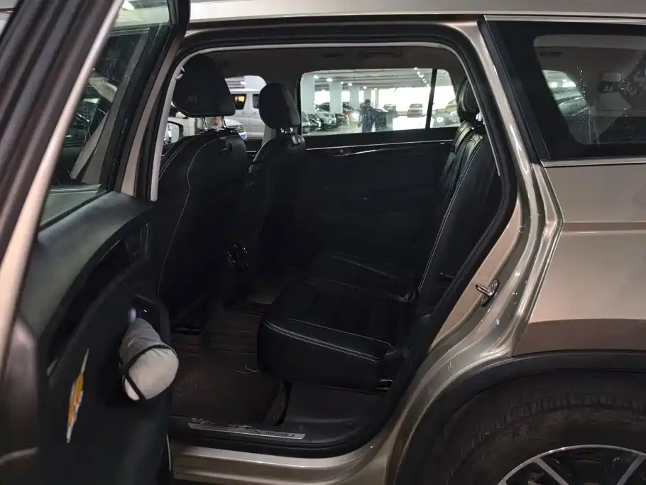 Skoda Kodiaq 2018 — фото 11