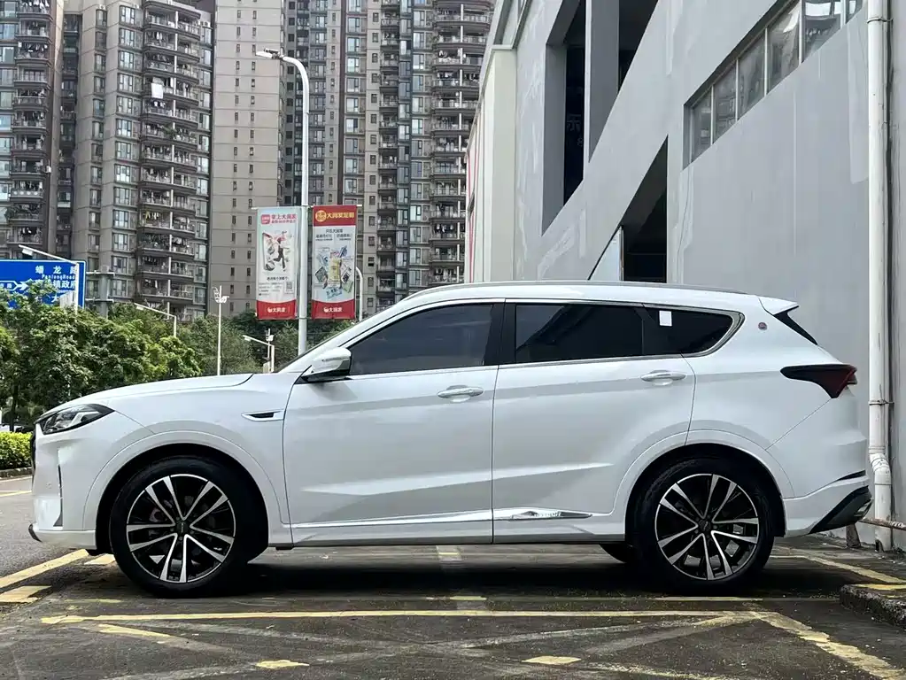 Jetour X70 PLUS 2022 — фото 9