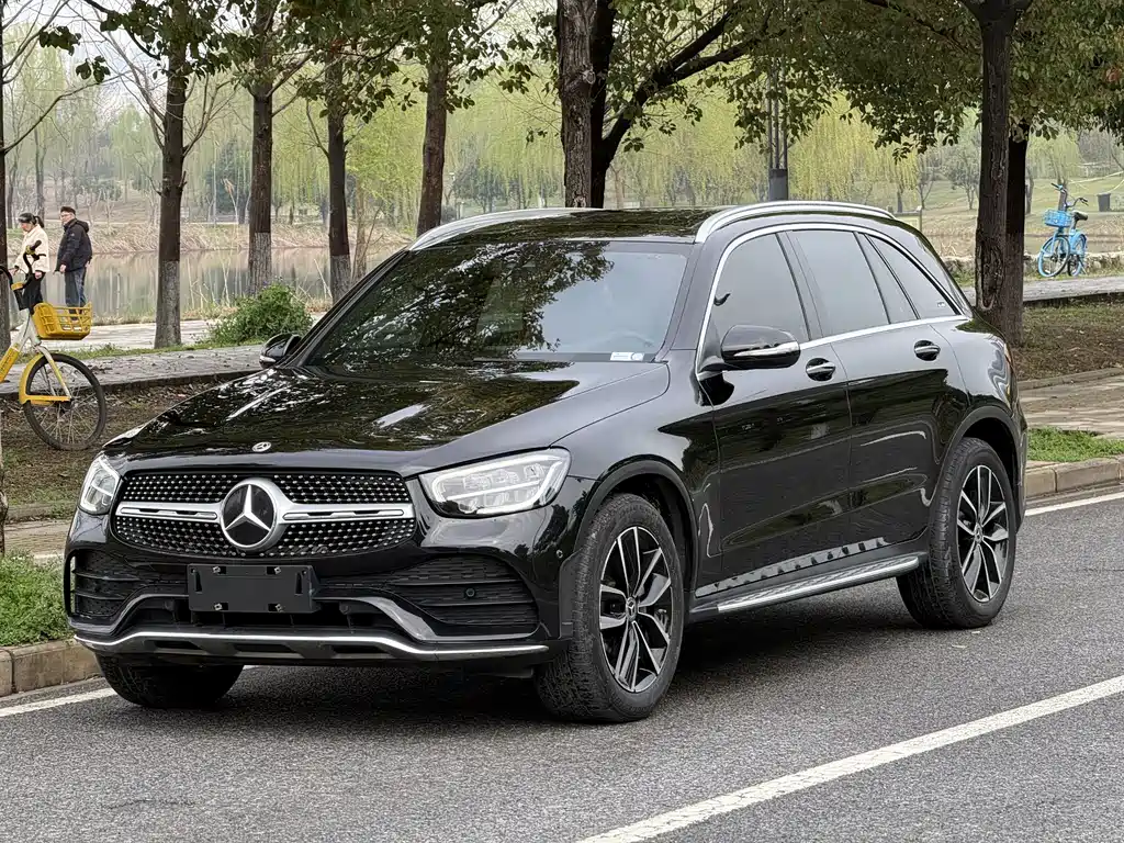 Mercedes-Benz GLC 2020 — фото 1