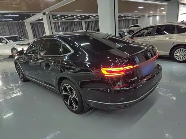 Volkswagen Passat 2025