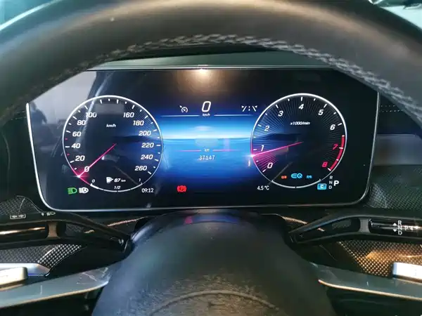 Mercedes-Benz C-Class 2022