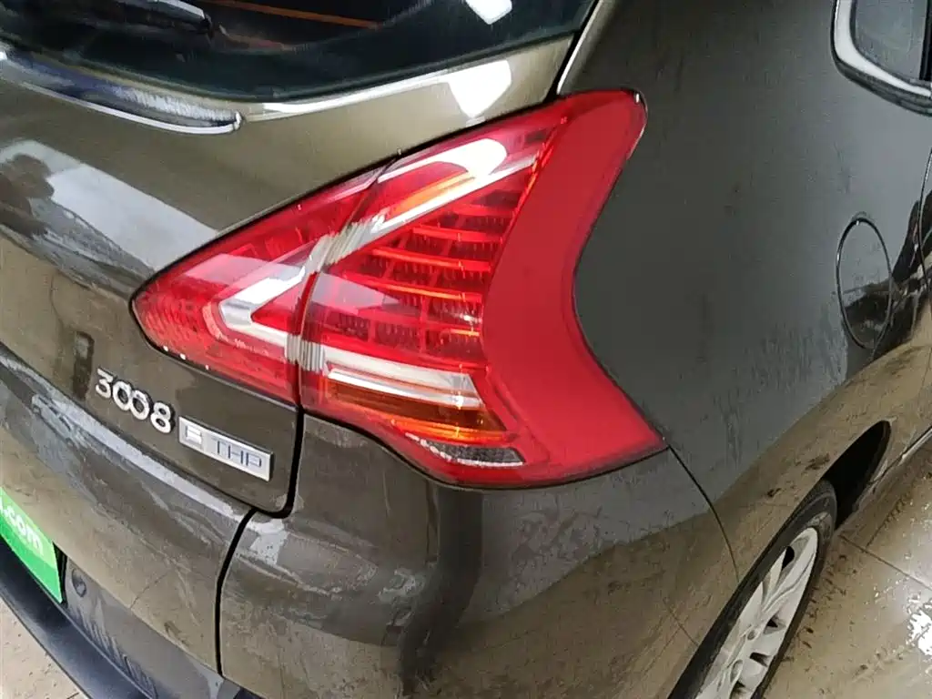 Peugeot 3008 2015 — фото 8