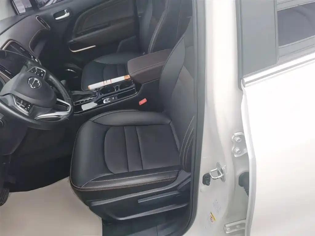 GAC Motor Trumpchi GS3 2020 — фото 15