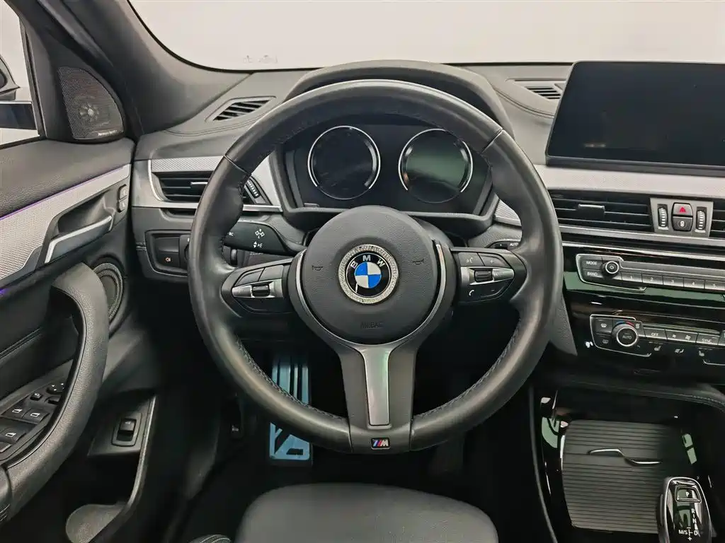 BMW X2 2020 — фото 11