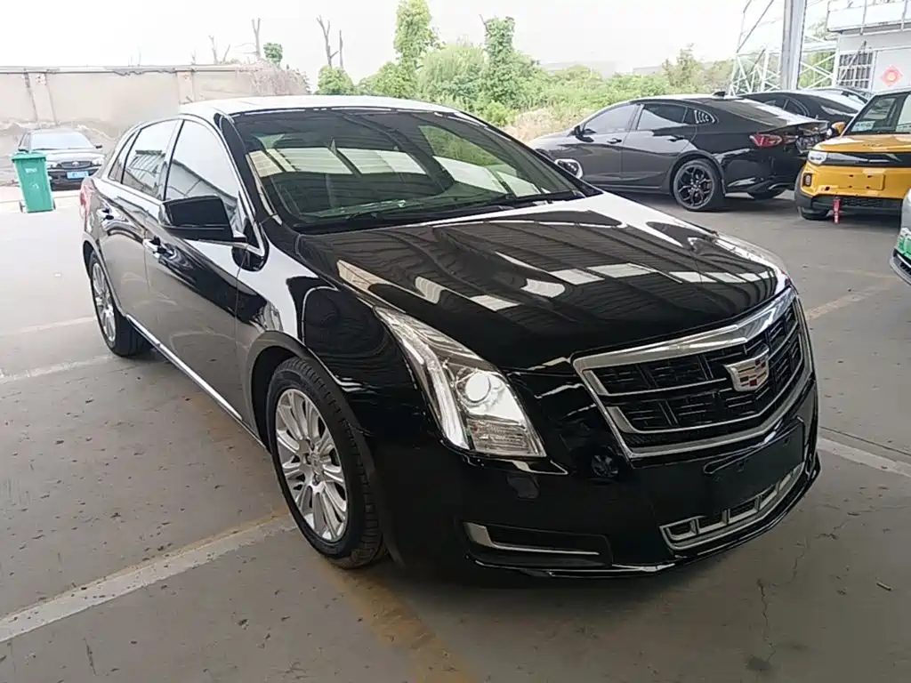 Cadillac XTS 2015 — фото 4