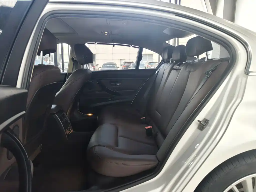 BMW 3 Series 2018