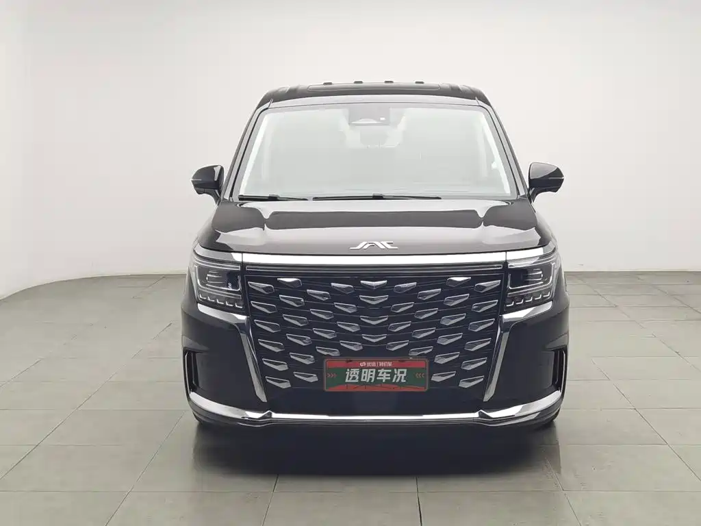 JAC Ruifeng RF8 PHEV 2024 — фото 3