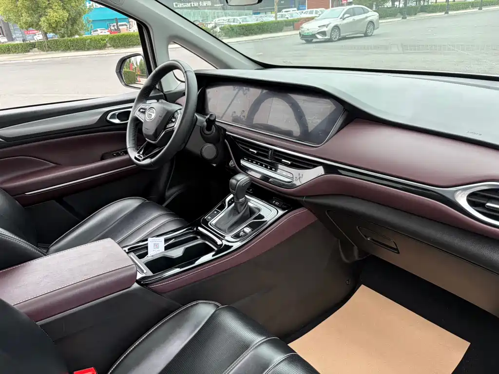 GAC Motor Trumpchi M6 2024 — фото 11