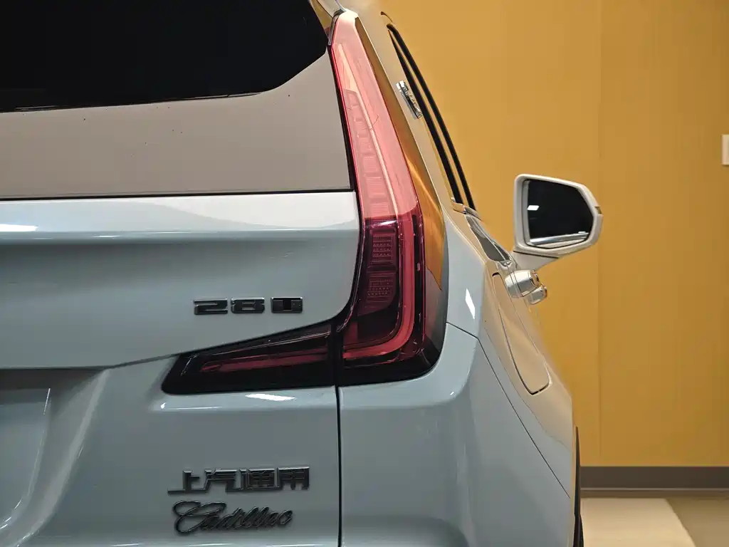 Cadillac XT4 2021 — фото 28