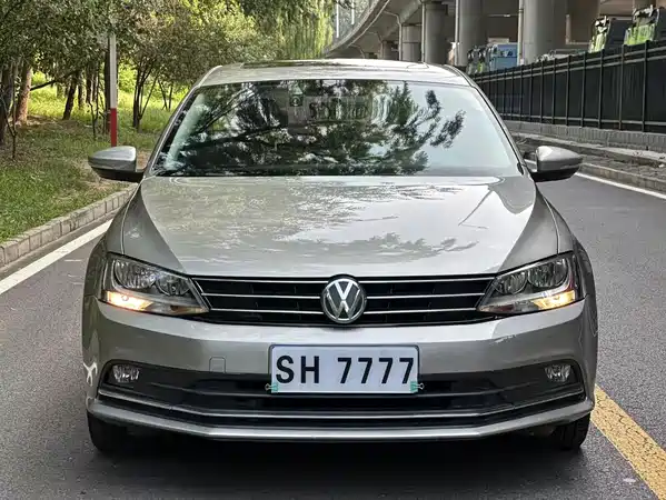 Volkswagen Sagitar 2017