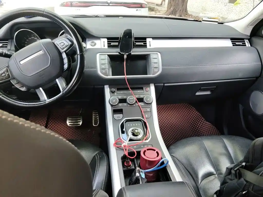 Land Rover Range Rover Evoque 2015 — фото 10
