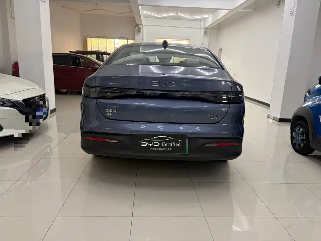BYD Seal 05 DM-i 2025 — фото 7