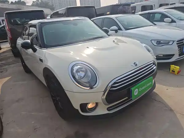 MINI Clubman 2016
